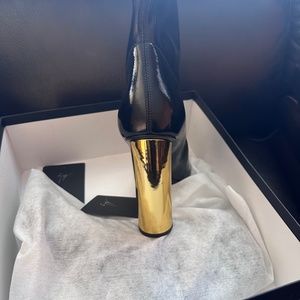 Authentic Giuseppe Boots w/gold heel